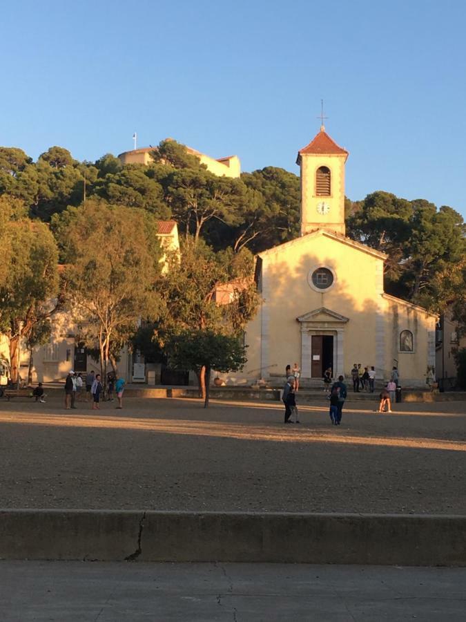 Voilier De 9M 4 Couchages Hotel Porquerolles Buitenkant foto